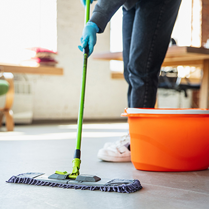 “Green Cleaning: The Benefits of Eco-Friendly Cleaning Services”